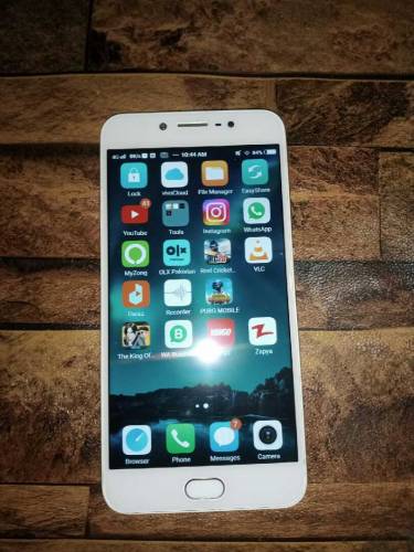 vivo y67 4 64 urgent sale