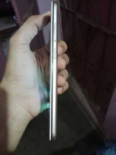 vivo y67 4 64 urgent sale