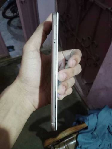 vivo y67 4 64 urgent sale