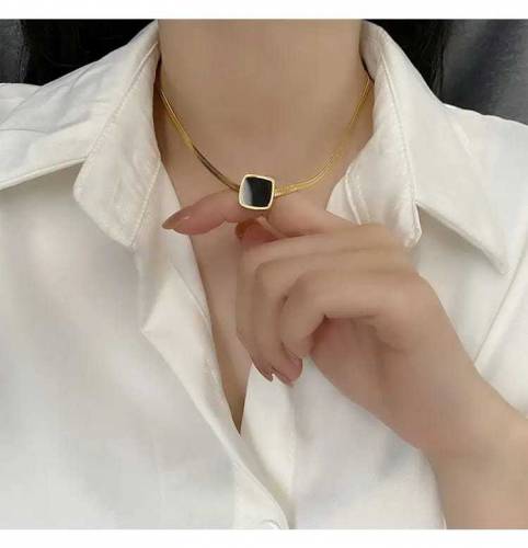 Golden colar chain Regular use for women 