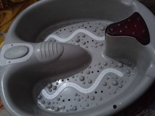 pedicure and foot massager machine 