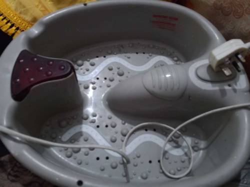 pedicure and foot massager machine 