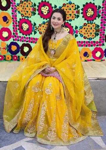New arrivals mahndi  1*MAYO DRESS WORN BY HANIA AMIR