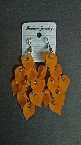 Ear rings 