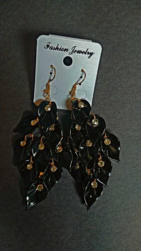 Ear rings 