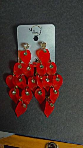Ear rings 