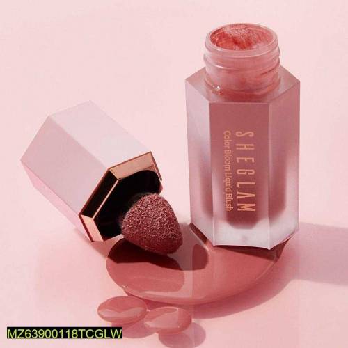 High pigmented liquid blush. 