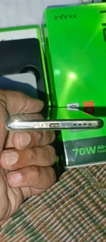infinix note 40 pro curved display