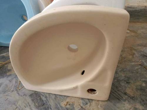 bathroom accessories