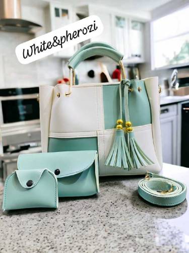 60% off / 🎀 High Quality 3 Pcs Shoulder Bag Set for Girls 🎀