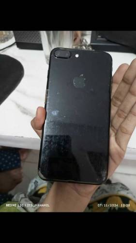 selling my iphone7 plus pta approved 256GB