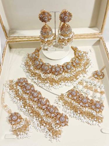 bridal jewelry 