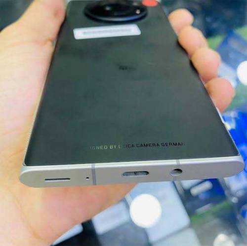 lieca letz phone 1. 12/256 GN mobile phone 