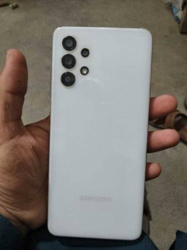Samsung A32 mobile for sell