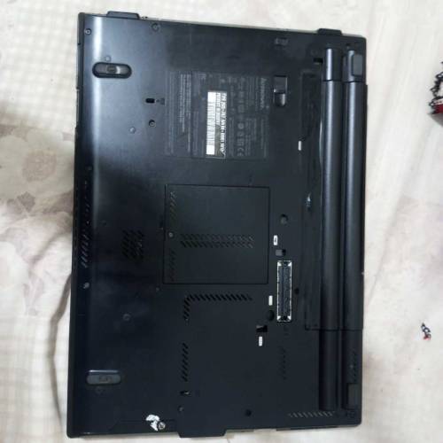 lenovo thinkpad T410 core i5 2nd gen