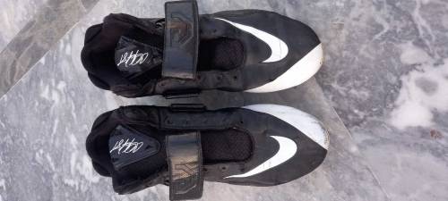 Football Studs shoes / Soccer shoes