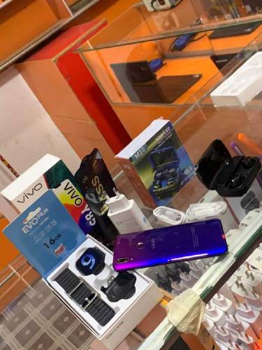 oppo A57/vivo y85