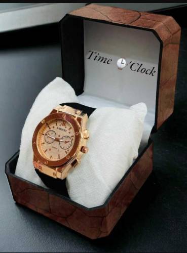 Analogue watch for men 