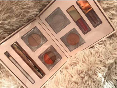 JENA FRUMES UK PRIMARK PS.. GIFT BOX.