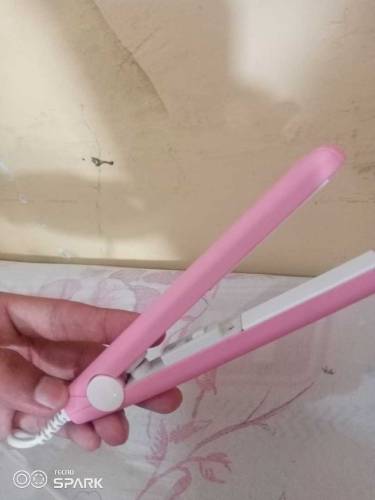mini hair straighner