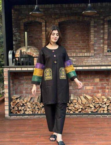 women dresses available0