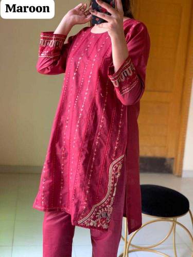 women dresses available0