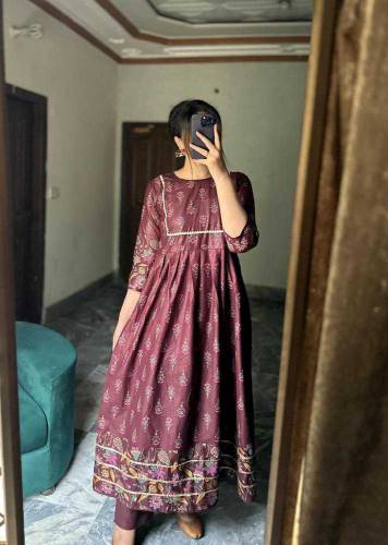women dresses available0