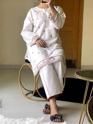 women dresses available0