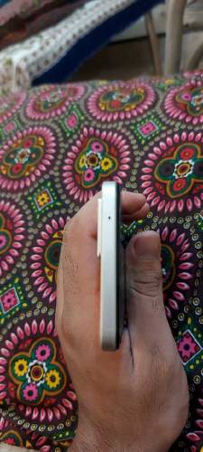 OPPO f21 pro 4g