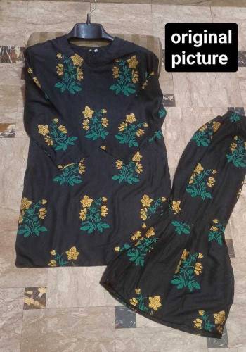 2 Pcs Women's Linen Printed Suit Free Home Delivery 