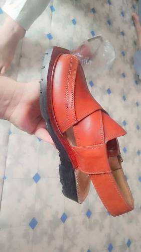 full hi kurem chappal norozi 