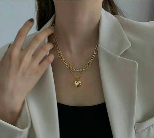 2 layered beautiful heart pendent