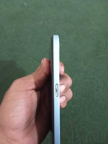 Mobile phone one plus nord n20se