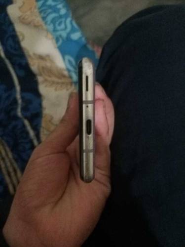 SHARP AQUOS R3 Non pta Panel kaam nhi kta OTG cable sath mouse connect