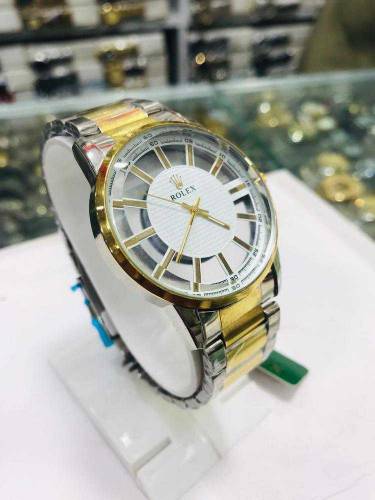 •  Material: Stainless Steel•  Watch Case Shape: Round•  Strap Materia