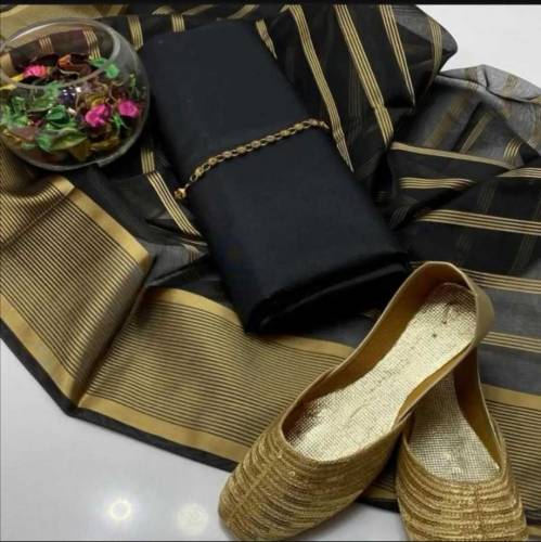 3 pcs Un stitched Suits 