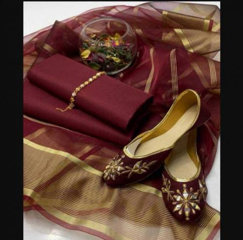 3 pcs Un stitched Suits 