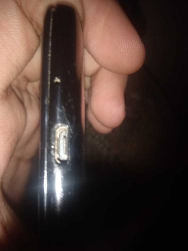 moto e4 good condition urgent money need