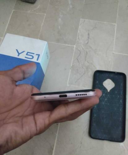 Vivo y51 