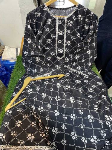 Sale Sale Sale*FLORAL PRINTS* 🥳*2 Pcs Stitched Collection* 👇👇