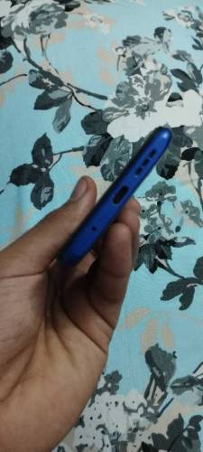 Poco m3 (4+128) with box but display touch not working and all okay