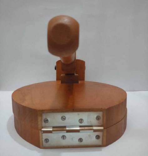 •  Material: Mango Wood•  Size: 12 Inches•  Best Quality Of Wood• 