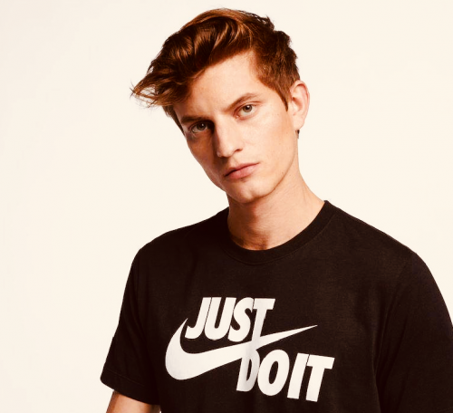 Men's T shirt 