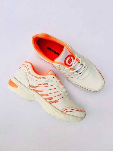 Sport shoes