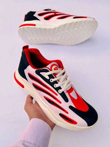 Men,s comfortable sports shoes