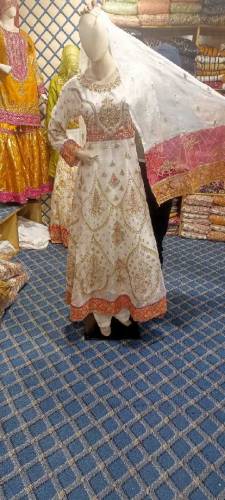 embroidery stitch suit and lawn unstitched suit 