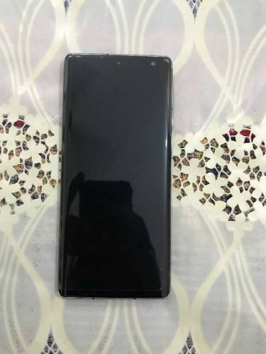 SHARP AQUOS R6