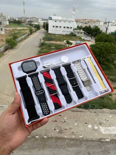 •7 in 1 Ultra Multifunctional Smartwatch•2.01” HD Display •49mm Sleek 