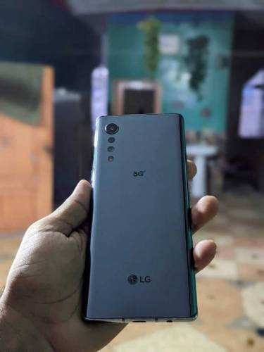 selling lg velvet