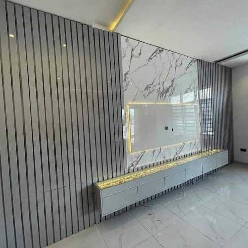 Media Wall With Fitting 